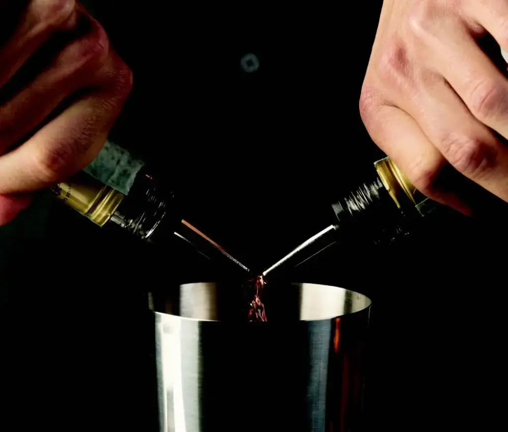Metal Pour & Plastic Pour