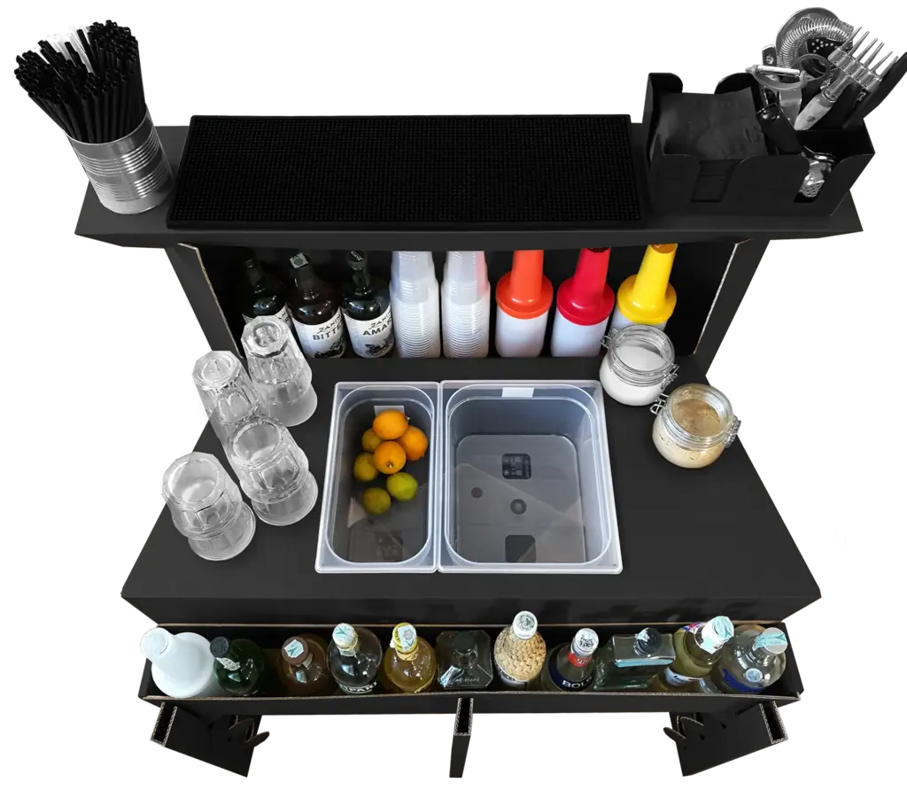 Workstation Easy Plastica nera, montata e attrezzata